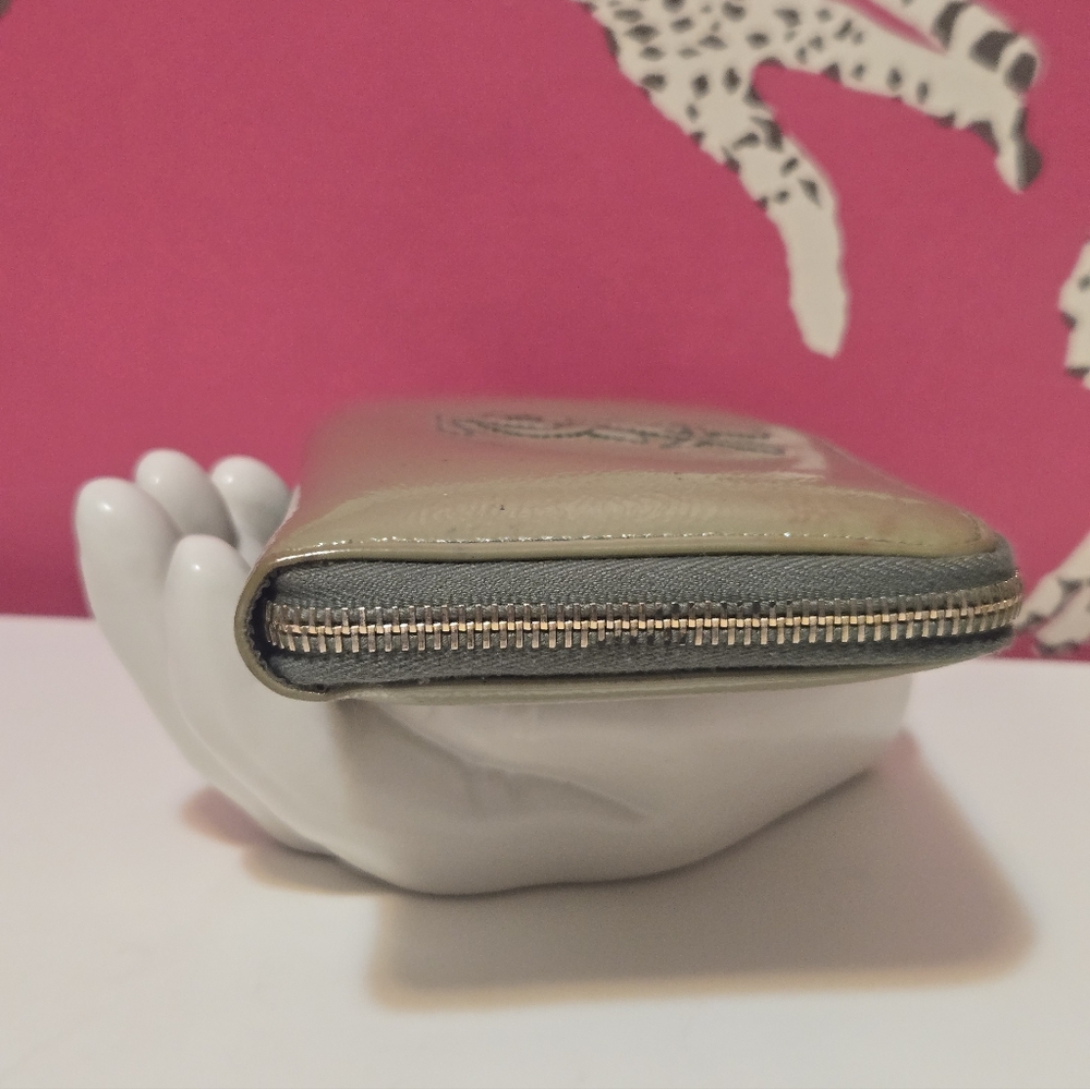 GUC Yves Saint Laurent Olive Green Patent Leather Ziparound Continental Wallet - Picture 8 of 15